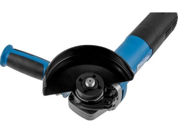 Одноручная углошлифмашина BULL WS 1211 в кор. 125 мм, 1000 Вт, плав. пуск., рег. об, конст. эл. (3000 - 11 000 об/мин, защита от перегрузки, защита от повторного включения, вес 2,35 кг)