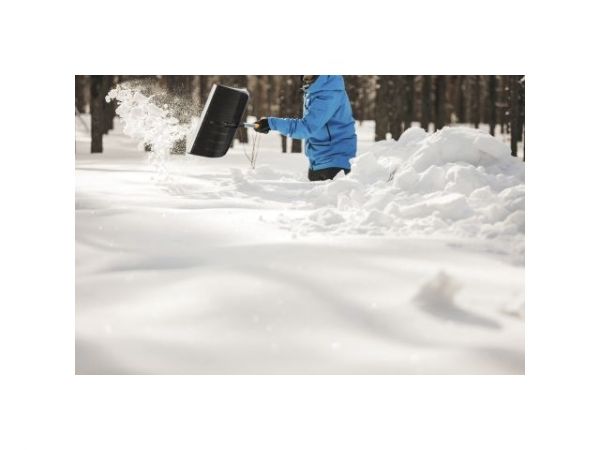 Скрепер для уборки снега телескопический X-series FISKARS(длина:143 мм; ширина:530 мм)