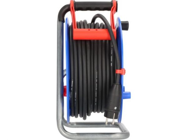 Удлинитель на катушке 40м (3 роз., 5.5кВт, резин. кабель) Brennenstuhl Garant(5,5кВт - макс. мощ.; 3,3кВт - номин. мощ.; 3х2,5мм2; IP44)