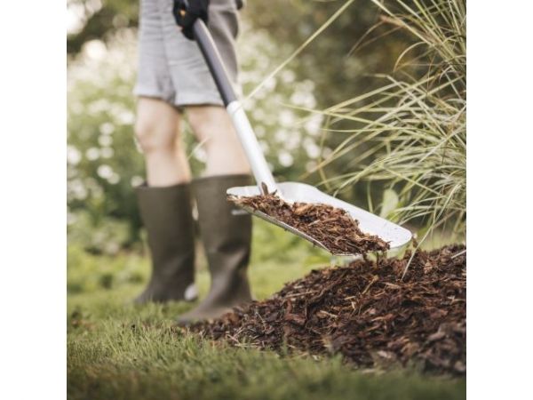 Лопата совковая  Xact FISKARS