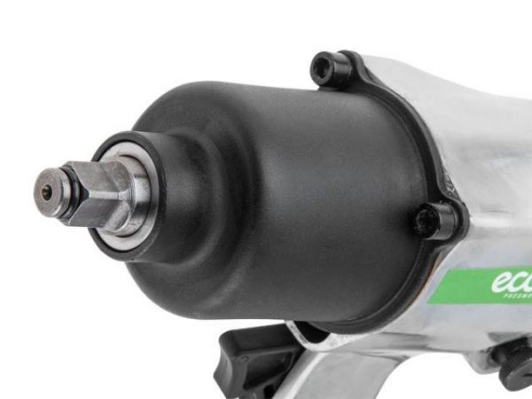 Пневмогайковерт 1/2' ECO AIW-610 с лубрикатором и головками(580 Нм; Ударный мех-м: twin hammer; 7000 об/мин; Макс.резьба: М18; 220 л/мин;)
