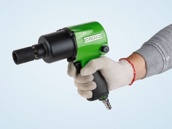 Пневмогайковерт 1/2' ECO AIW-742S(742 Нм; Ударный мех-м: twin hammer; 218 л/мин; 7500 об/мин; Макс. резьба: М16)