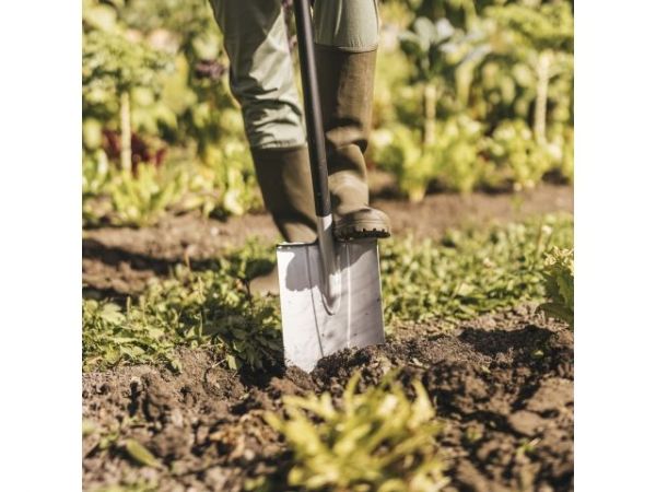 Лопата штыковая большая  FISKARS