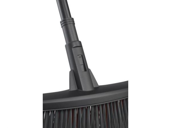 Метла средняя Solid FISKARS