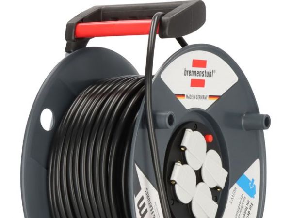 Удлинитель на катушке 50м (4 роз., 3.3кВт, с/з) Brennenstuhl Garant(3,3кВт; 3х1,5мм2; степень защиты: IP20)