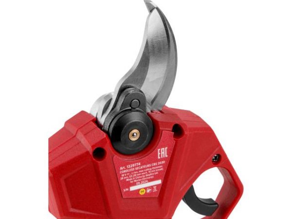 Аккум. секатор WORTEX CBS 2030 в кор. ALL1 SET, БЕСЩЕТ., 18 В, ветки до 28 мм + телескоп. штанга(3 ступени регулировки, 0,76 кг)