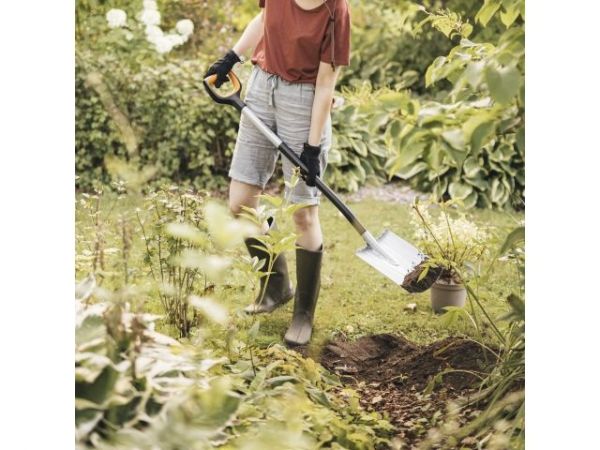 Лопата штыковая с закругленным лезвием Xact FISKARS(серая)