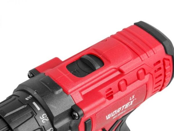 Дрель-шуруповерт WORTEX LX BD 1215 Li в чем. 12 В, 25 Н*м, 2х1.5 А*ч, БЗП 10 мм(шурупы до 5 мм)
