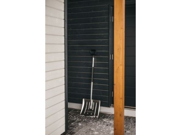 Лопата снеговая алюминиевая FISKARS
