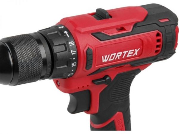 Дрель-шуруповерт WORTEX BD 1820-1 Li в кор. ALL1 XLT SOLO 18 В, 30 Н*м, БЗП(мет.) 13 мм(шурупы до 8 мм)