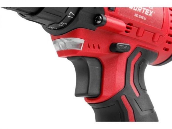 Дрель-шуруповерт WORTEX LX BD 1215 Li в чем. 12 В, 25 Н*м, 2х1.5 А*ч, БЗП 10 мм(шурупы до 5 мм)