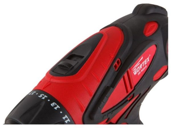 Дрель-шуруповерт WORTEX DR 1023 D в кор. (320 Вт, патрон БЗП, 30 Нм, шурупы до 6 мм, шнур 4 м)