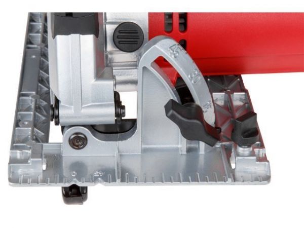 Циркулярная пила WORTEX CS 1916 L в кор. 1600 Вт, 190 мм, до 65 мм, лазер, литье