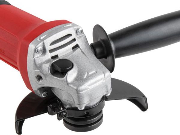 Одноручная углошлифмашина WORTEX AG 1207-6 в кор. 750 Вт, 125 мм, 0-10000 об/мин(рег.об., пылезащита двигателя и подшипника, 5 отрезных кругов в ПОДАРОК!)