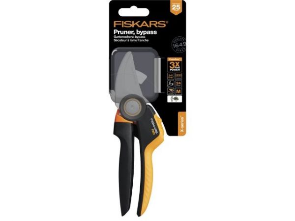 Секатор плоскостной FISKARS Xseries PowerGear M P921