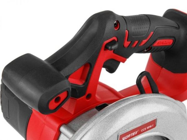 Циркулярная пила WORTEX CCS 1816-1 в кор. ALL1 XLT SOLO 18 В, 165 мм, до 55 мм(18.0 В, БЕЗ АККУМУЛЯТОРА И ЗУ, 165х20 мм, до 55 мм)