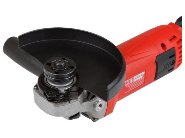 Одноручная углошлифмашина WORTEX AG 1512 E в кор. 1400 Вт, 150 мм, 0-11000 об/мин(рег. об., пылезащита двигателя и подшипника, шнур 4 м)