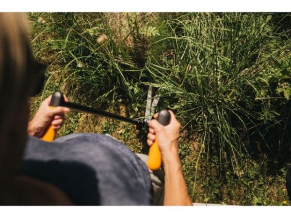 Ножницы для травы и живой изгороди FISKARS