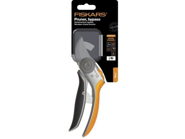 Секатор плоскостной металлический FISKARS Plus PowerLever P751