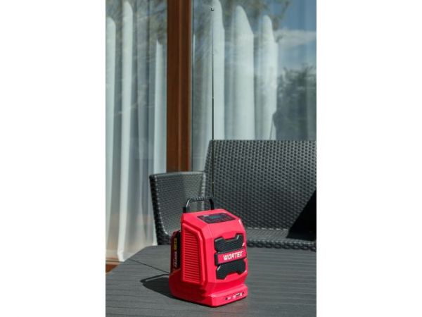 Радио WORTEX CR 1803 в кор. ALL1 XLT SOLO(FM, AM, Bluetooth, AUX. Работа от аккумулятора и от сети.)
