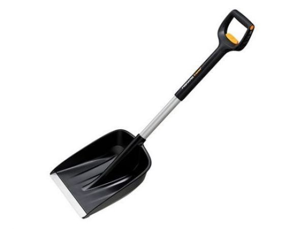 Лопата снеговая автомобильная телескопическая X-series FISKARS(длина: 795 - 987 мм, ширина: 280мм)