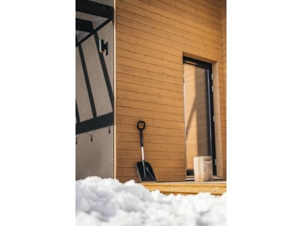 Лопата снеговая автомобильная телескопическая X-series FISKARS(длина: 795 - 987 мм, ширина: 280мм)