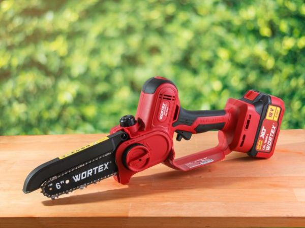 Мини-пила WORTEX CEC 2518-2 в кор. ALL1 XLT SOLO БЕСЩЕТ., 18 В, 15 см(шина 15 см, 1/4')