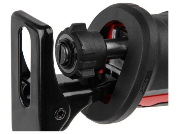 Сабельная пила WORTEX SR 1508-1 E в кор. + 2 пильных полотна 800 Вт, дер. 150 мм, ход 20 мм, рег.об.