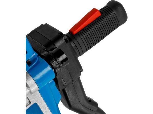 Отбойный молоток BULL SH 3001 в кор. 2000 Вт, 75 Дж, HEX 28.6 мм, 1050 уд/мин, 5 м кабель(30 кг)