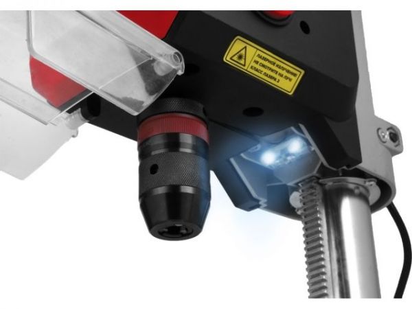 Станок вертикально-сверлильный WORTEX DB 1305 800 Вт, патрон 13 мм, 2 скор.(сверление в металле до 16 мм, быстрозажимной патрон, конст.эл, дисплей, лазер, LED-подсветка, тиски)