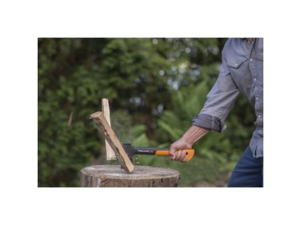 Топор универсальный X7 XS FISKARS