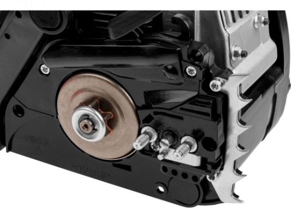 Бензопила HDC HD-C180 без шины и цепи(1.50 кВт, 2.0 л.с., 31.8 см3, вес 4 кг)