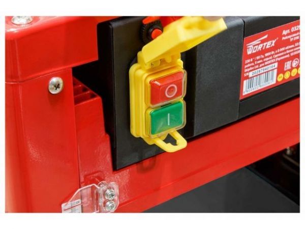 Станок рейсмусовый WORTEX TP 3118 1800 Вт, шир. 254 мм, глуб.3 мм(длина заготовки 130 мм, высота обработки 6-130 мм, 8000 об/мин)