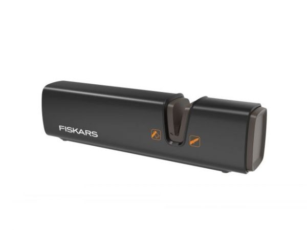 Топор Norden N7 FISKARS + точилка (комплект)