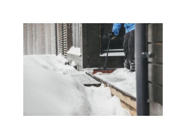 Метла большая Solid FISKARS