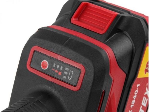 Углошлифмашина WORTEX LX CAG 1812-1 E в чем. ALL1 XLT SET БЕСЩЕТ., 18 В, 125 мм, 8000 об/мин(рег. об.)