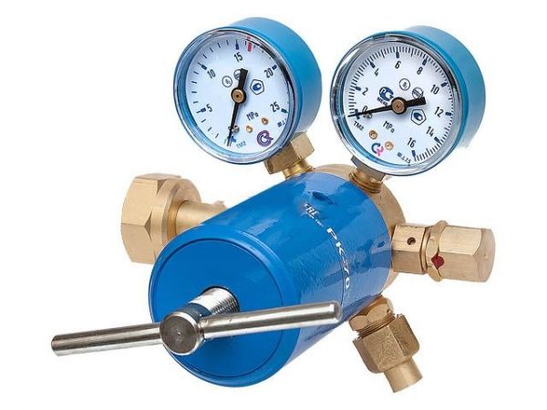 Редуктор кислородный высокого давления РК-70 (ООО 'РЕДИУС 168')