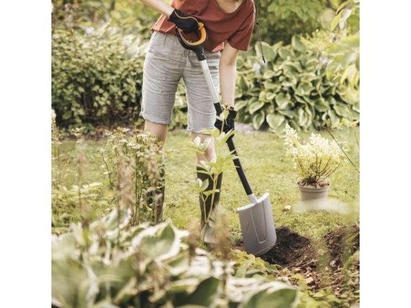 Лопата штыковая с закругленным лезвием Xact FISKARS(серая)