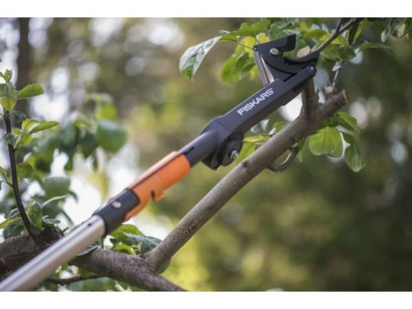 Насадка-сучкорез универсальный QuikFit FISKARS