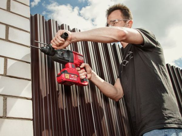 Перфоратор WORTEX CRH 1824-2 в кор. ALL1 XLT SOLO БЕСЩЕТ., 18 В, 2.6 Дж, 26 мм(вес 2.4 кг, 4 режима)