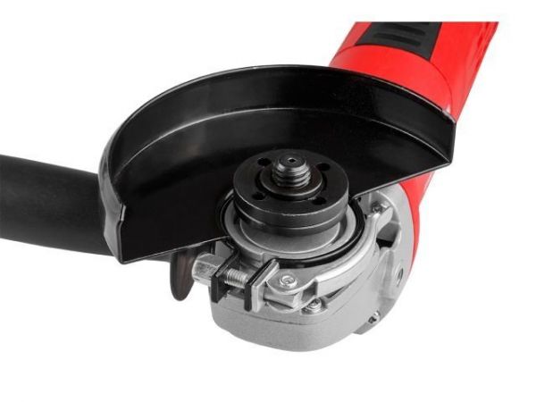 Одноручная углошлифмашина WORTEX AG 1211-1 E в кор. 1100 Вт, 125 мм, 0-11000 об/мин(рег. об., пылезащита двигателя и подшипника)