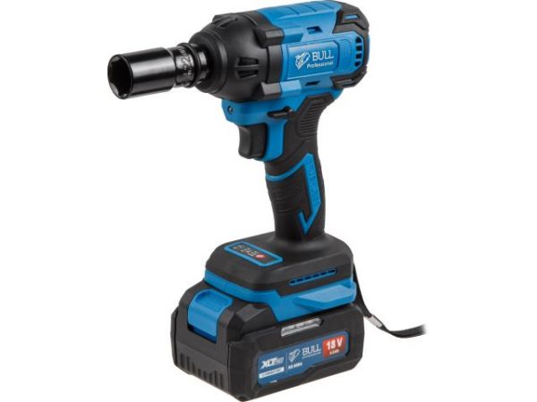 Ударный гайковерт BULL SC 1804 Xcase, XLTpro, БЕСЩЕТ., 18 В, 400 Н*м, 1/2', 2х4 А*ч, з/у 4 А(вес 2.0 кг)