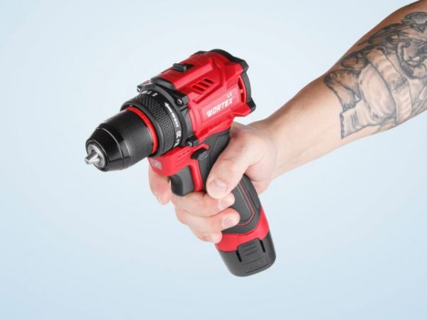 Дрель-шуруповерт WORTEX LX BD 1215-1 Li 12В, 30 Нм, 1.5 Ач акб, патрон 10 мм, бесщёт. (12 В, БЕСЩЁТ.ДВИГ., с 1.5 Ач акб, НЕ подходит к линейке ALL1)