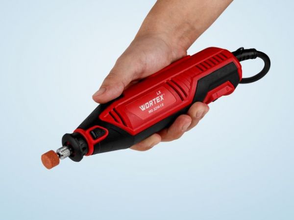 Гравер электрический WORTEX LX MG 3214-1 E в чем.+аксессуары 130 Вт,10000-35000 об/мин,цанги 3,0/3,2(в чем. +100 аксесс., гибкий вал)