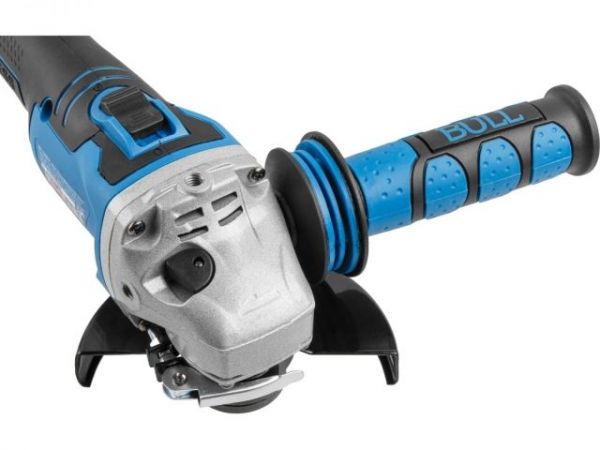 Углошлифмашина BULL CSG 1812 R в чем. XLTpro БЕСЩЕТ, 125 мм, рег. об., 8000 об/мин, 1х4 А*ч(рег. об.)