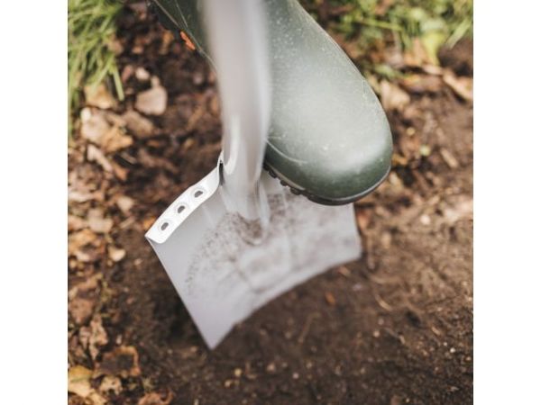 Лопата штыковая телескопическая прямая Xact FISKARS(длина:1108-1300мм, ширина:192мм)