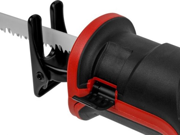 Сабельная пила WORTEX SR 2012 E в кор. + 2 пильных полотна 1200 Вт, дер. 210 мм, ход 30 мм, рег.об. (1200 Вт, дер.210 мм, алюм.20 мм, рег.об., маятник.ход, бескл.замена оснастки, шунр 4 м)