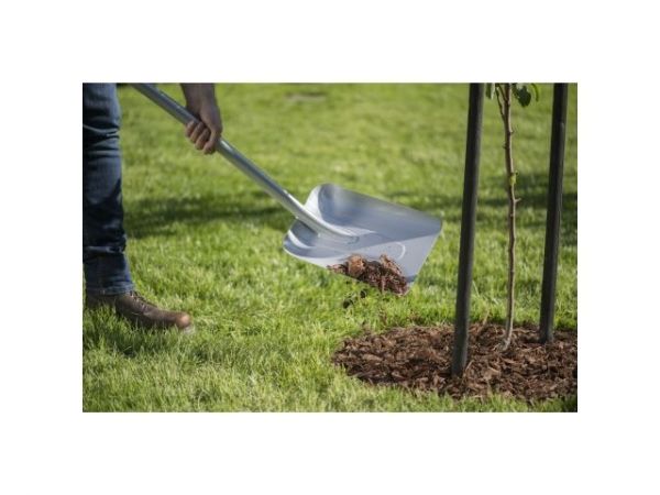 Лопата совковая  Xact FISKARS