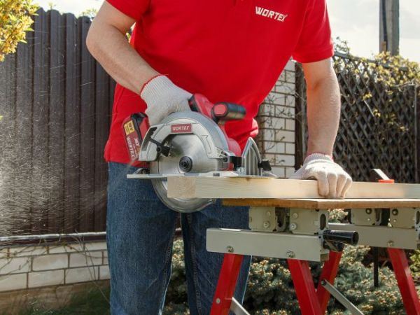 Циркулярная пила WORTEX CCS 1819-1 в чем. ALL1 XLT SET БЕСЩЕТ., 18 В, 185 мм, до 63 мм(ЗУ 2А)