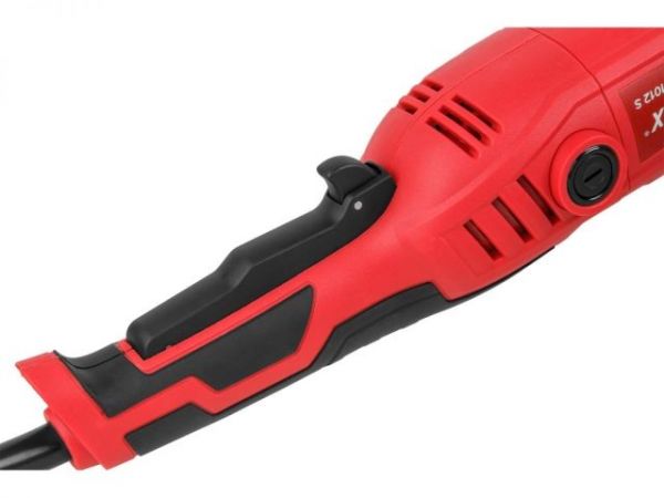 Щеточная шлифмашина WORTEX WS 1012 S в кор. 1300 Вт, 100х120 мм, 900-3200 об/мин(Регул. об., 2.5 кг)